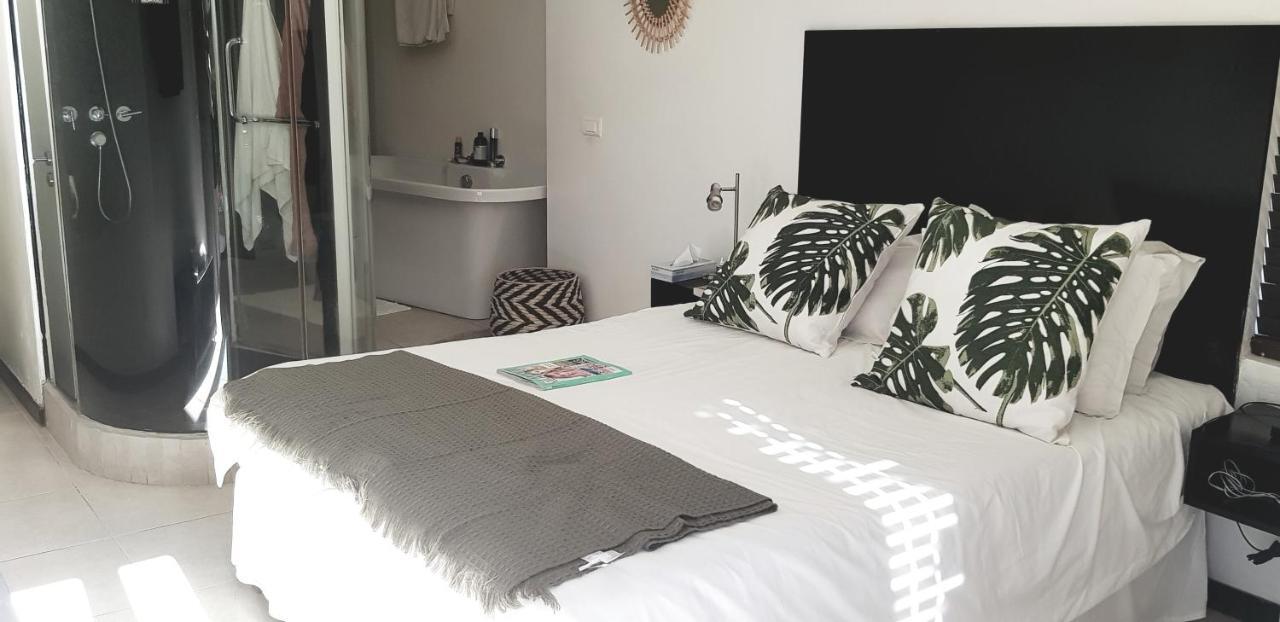 Beach Apartment - Trou Aux Biches - Ground Floor Mont-Choisy Bagian luar foto